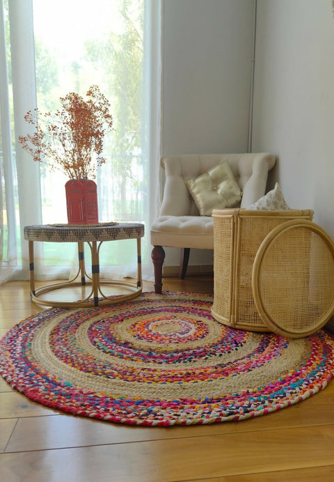 Round Jute carpet rug with colorful braiding