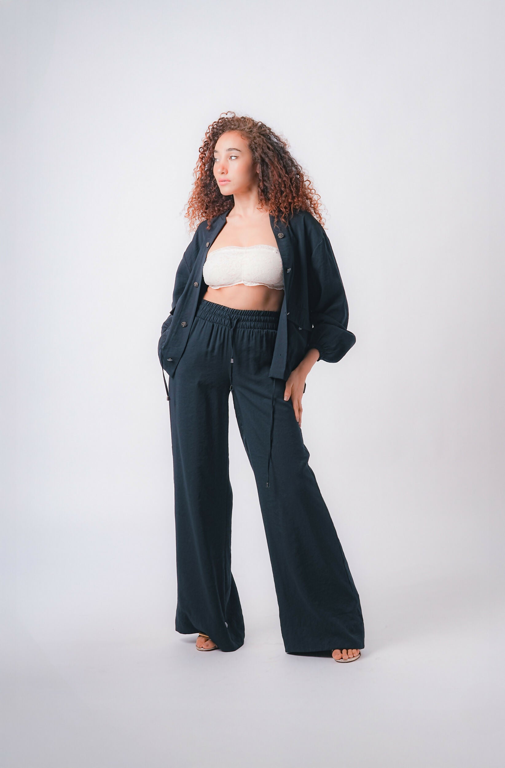 BLACK SET