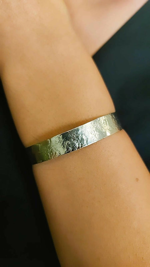 Sela Cuff Bracelet Silver