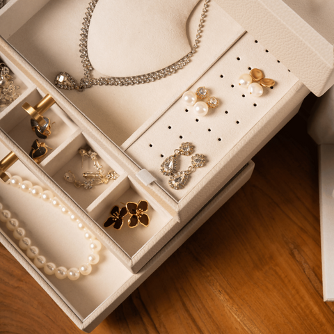 Aura Soft Beige - Jewelry Box
