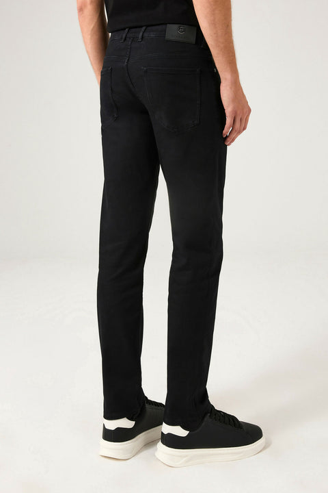 The Effortless Black Denims