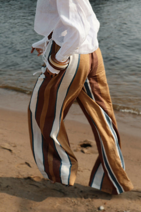 Linen Trousers in Brown