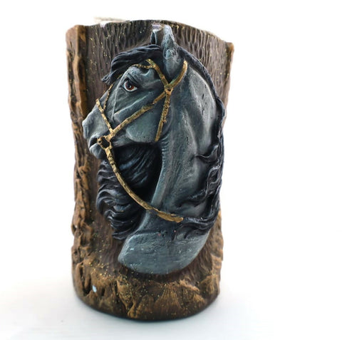 susarts handmade long-lasting candle ''grey horse on the stump''