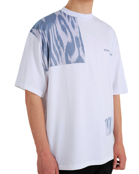 Oversized White T-Shirt with Blue Adras