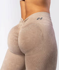 303-cream-04-768x1152