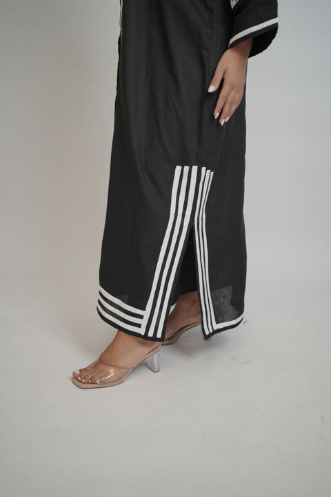 Aaliyah Black Shrug