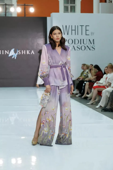 Pajamas With Irises