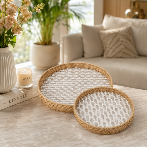 Rattan tray with fish mother of pearl (set of 2)