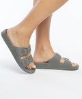 cacatoes_sandals_portées_rio_de_janeiro_cool_grey