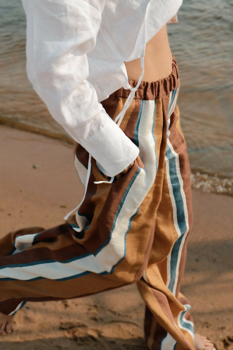 Linen Trousers in Brown