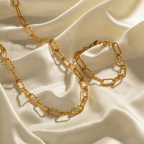 Cuban Chic Necklace