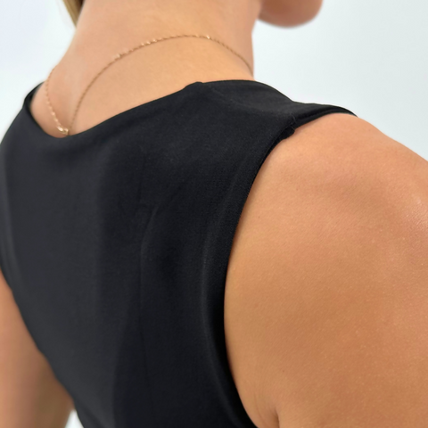 Charlotte - square neckline top black