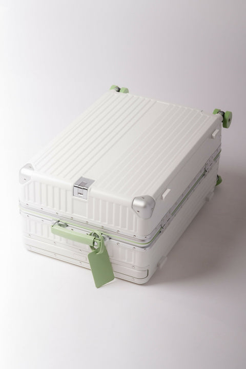 Hard-Shell Spinner Luggage LG24WTGR