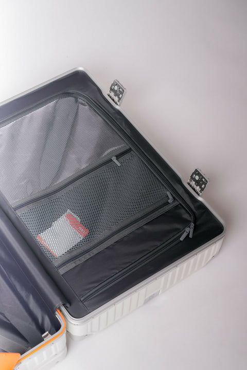 Hard-Shell Spinner Luggage LG24WTOR