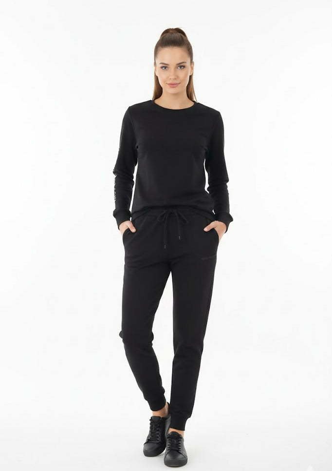RUBBERIZED LOGO SHIRT & JOGGER SET