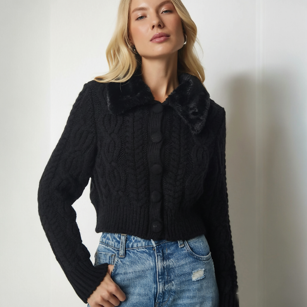 MY PEANUT Eleni Fur Collar Cardigan