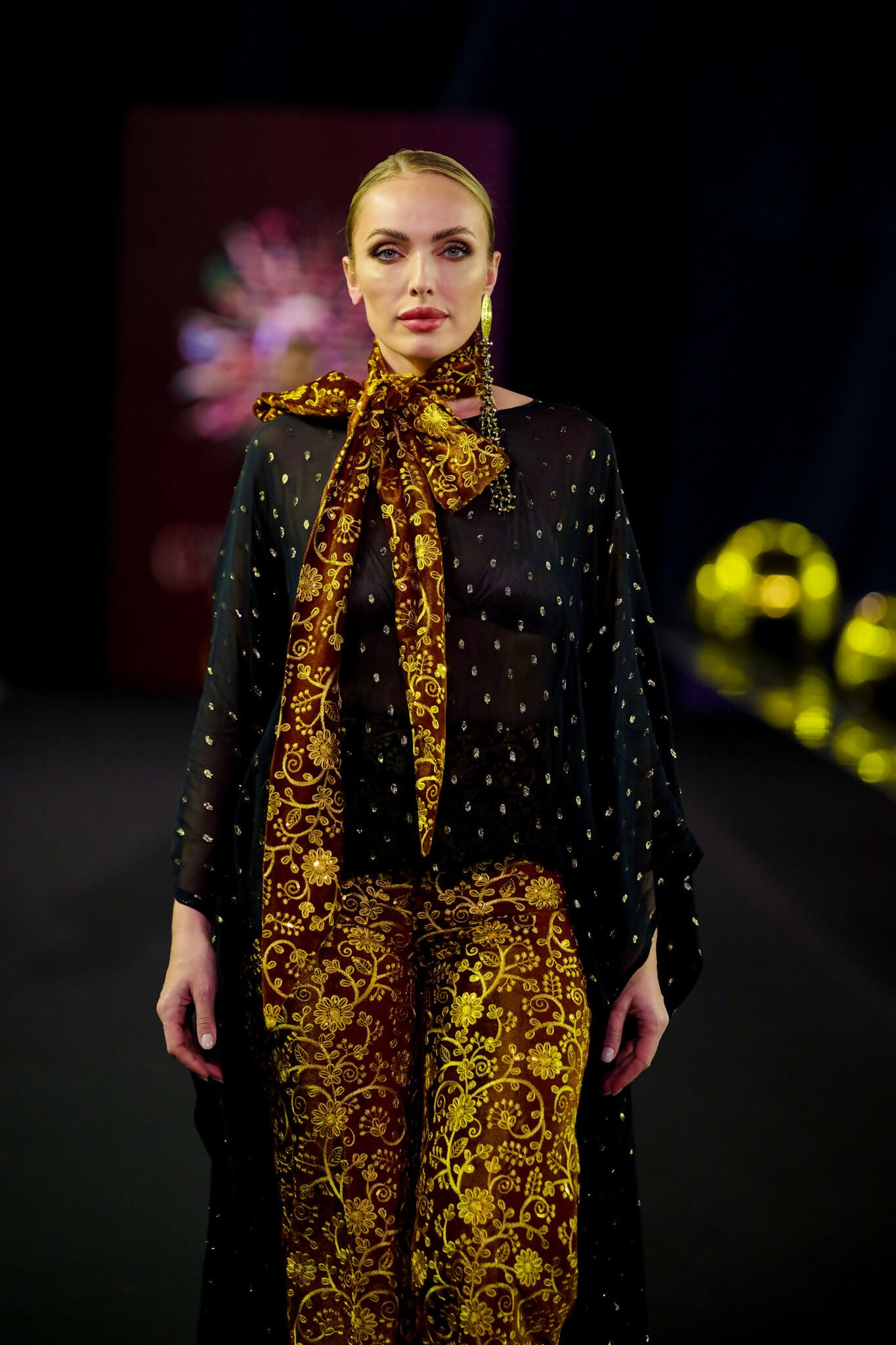 Sheer Kaftan & Embroidered Velvet Scarf Set