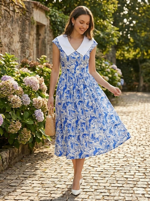 Dress With Collar
