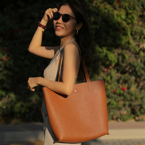 Oslo Reversible Tote - Tan & Black