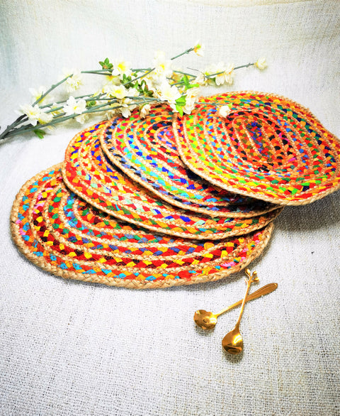 Multicolor Oval Jute Table Mat