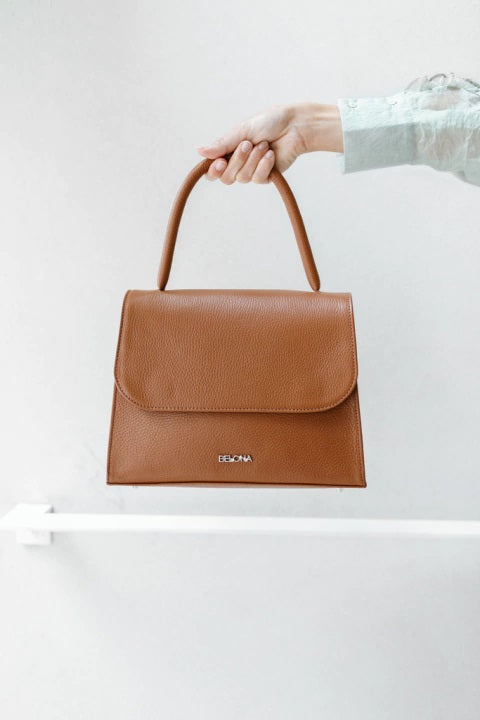 NATURAL LEATHER HANDBAG "MER"