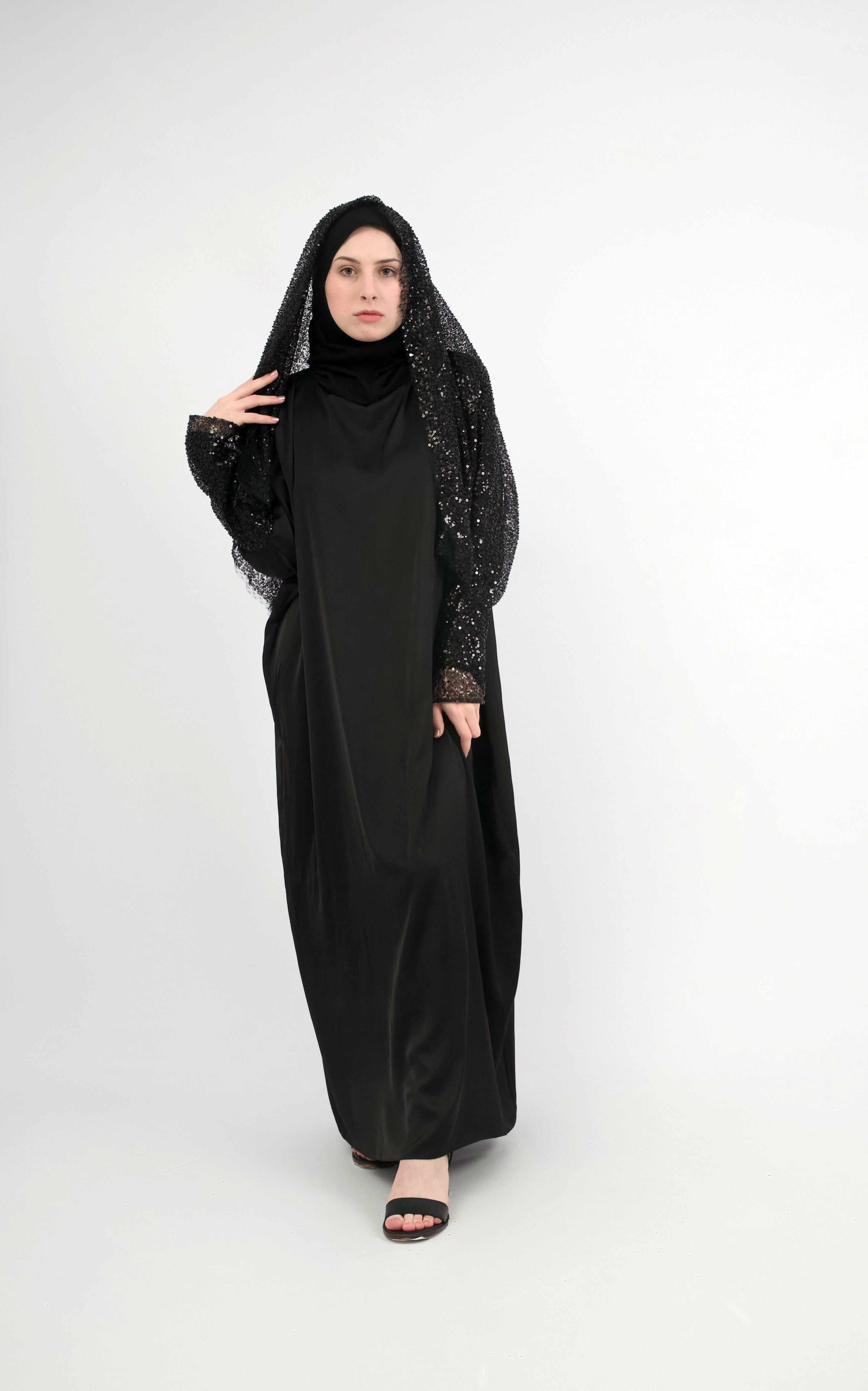 Black Viscose Maxi Dress With Hijab