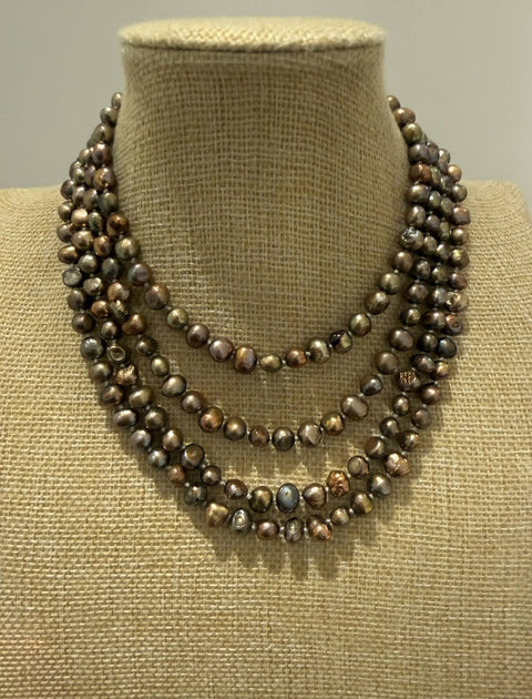 Dusk Pearl Necklace