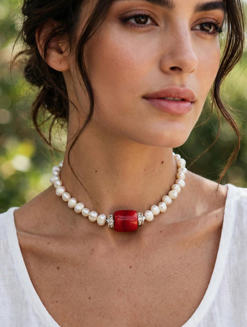 Coraline Pearl Necklace