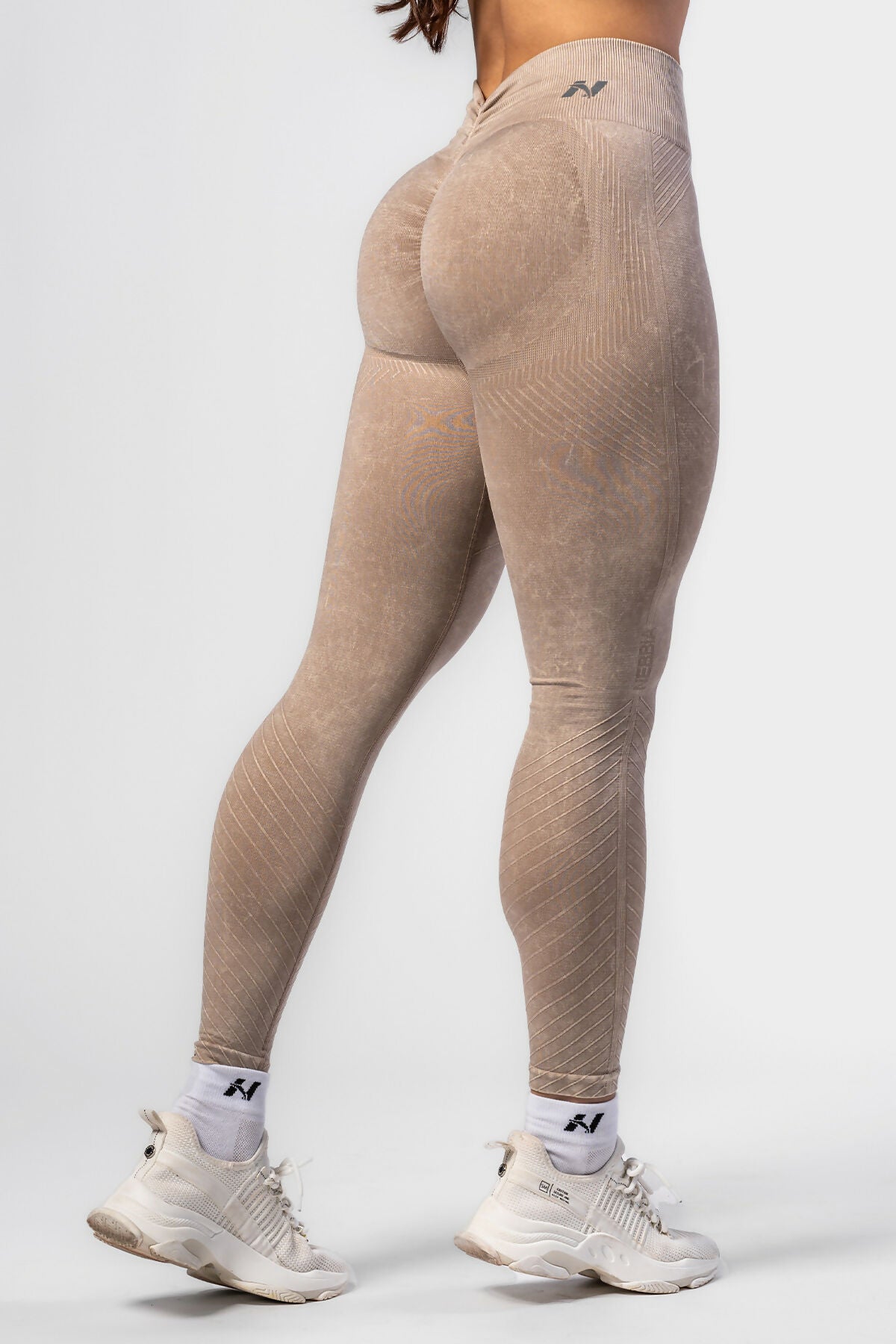 Nebbia High Waisted Push Up Leggings Totally Cream
