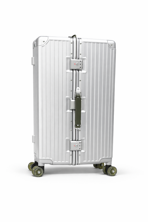 Hard-Shell Spinner Luggage LG30SVOG