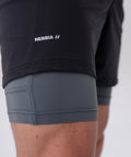318_blackgrey_detail_03