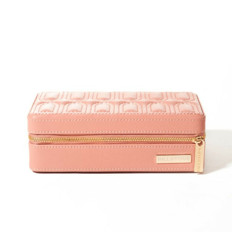 Amour Small - Frontal - Closed (Medium)