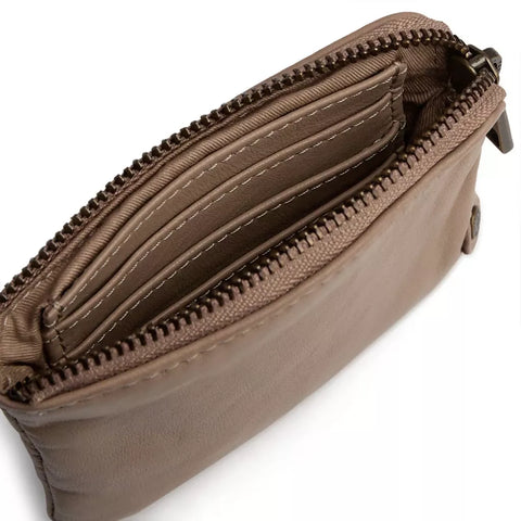 Purse-Purse_Credit_card_holder-13924-168_Latte-2_1024x1024