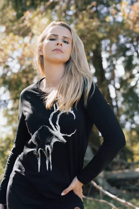 Rein-Love-Shadow-deer-longsleeve-shirt-black-unisex