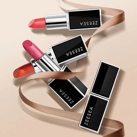 ZEESEA watery silky lipstick 821 - Blood Red