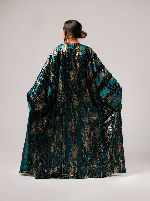 Bisht -Open Abaya -sprightly velvet with elegant and modern gold patterns -wide and luxurious abaya