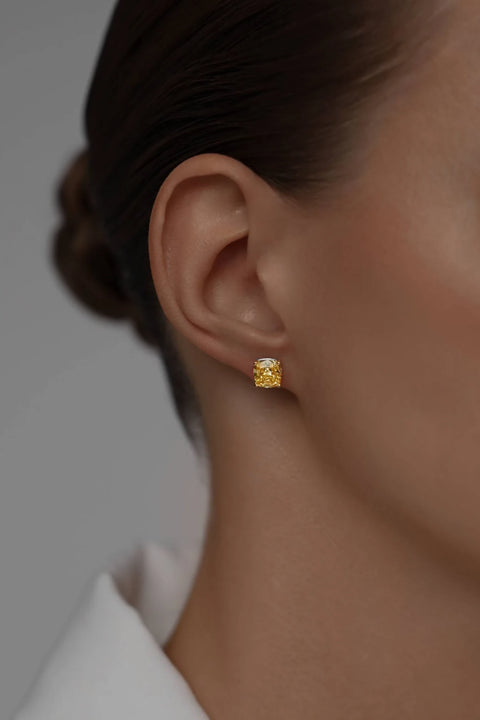 Earstuds With Yellow Cubic Zirconia Princess Cut