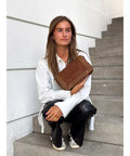 Crossbody_bag_decorated_with_studs-Cross_over-16226-005_Vintage_cognac-6_1024x1024
