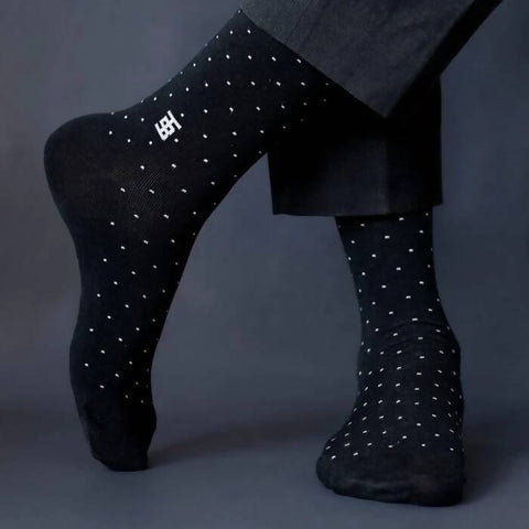 Classic Black - Dotted