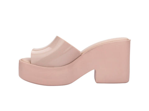 Melissa Posh Ad Pink