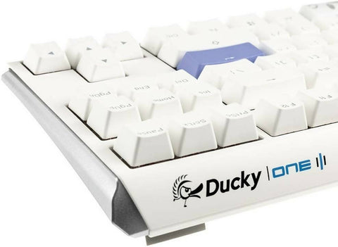 Ducky One 3 Classic Pure White TKL 80% كرزي أحمر مفتاح عربي