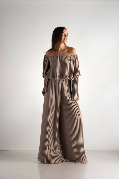 Rosché Serene Pleats Ensemble